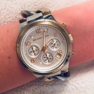 Silver and gold Michael Kors watch *new battery*